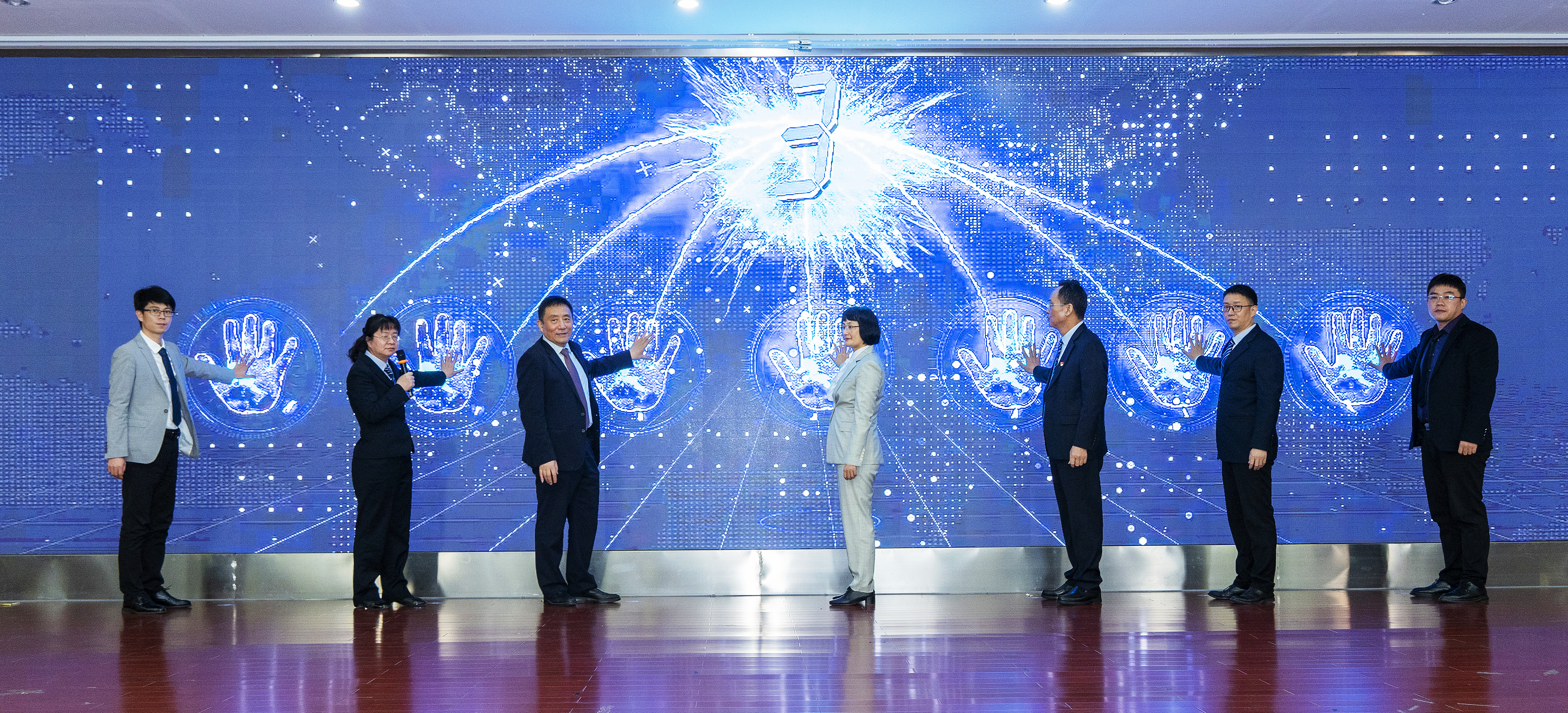 微信圖片_20230207100040_副本2.jpg